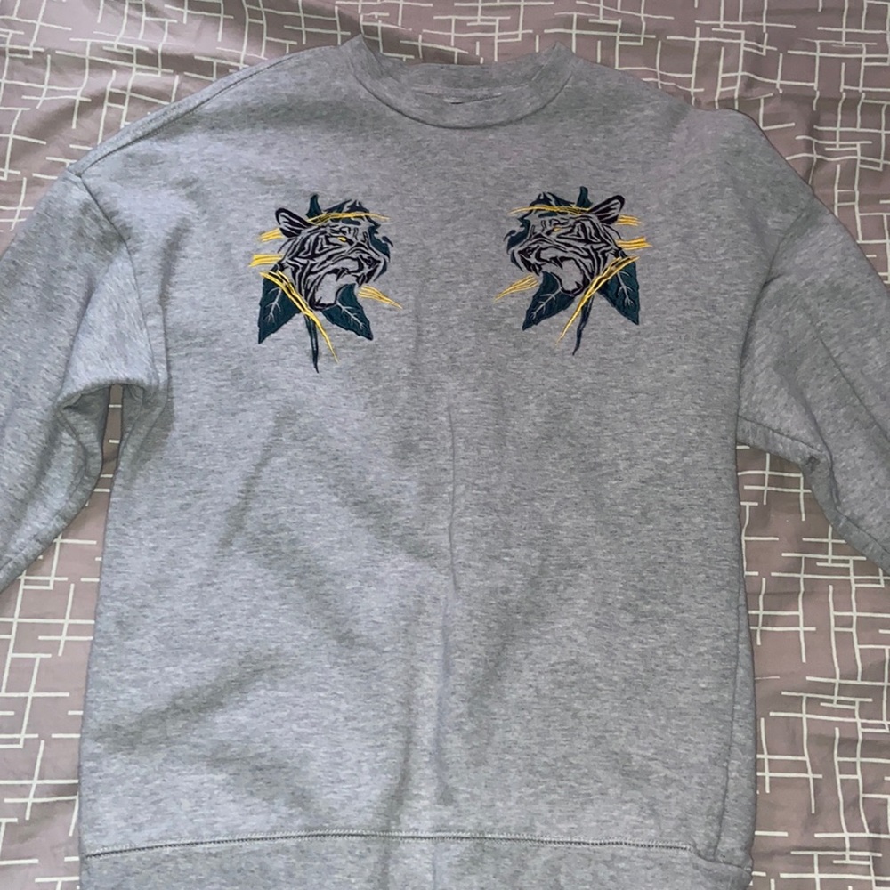 Pacsun Gray Tiger sweater